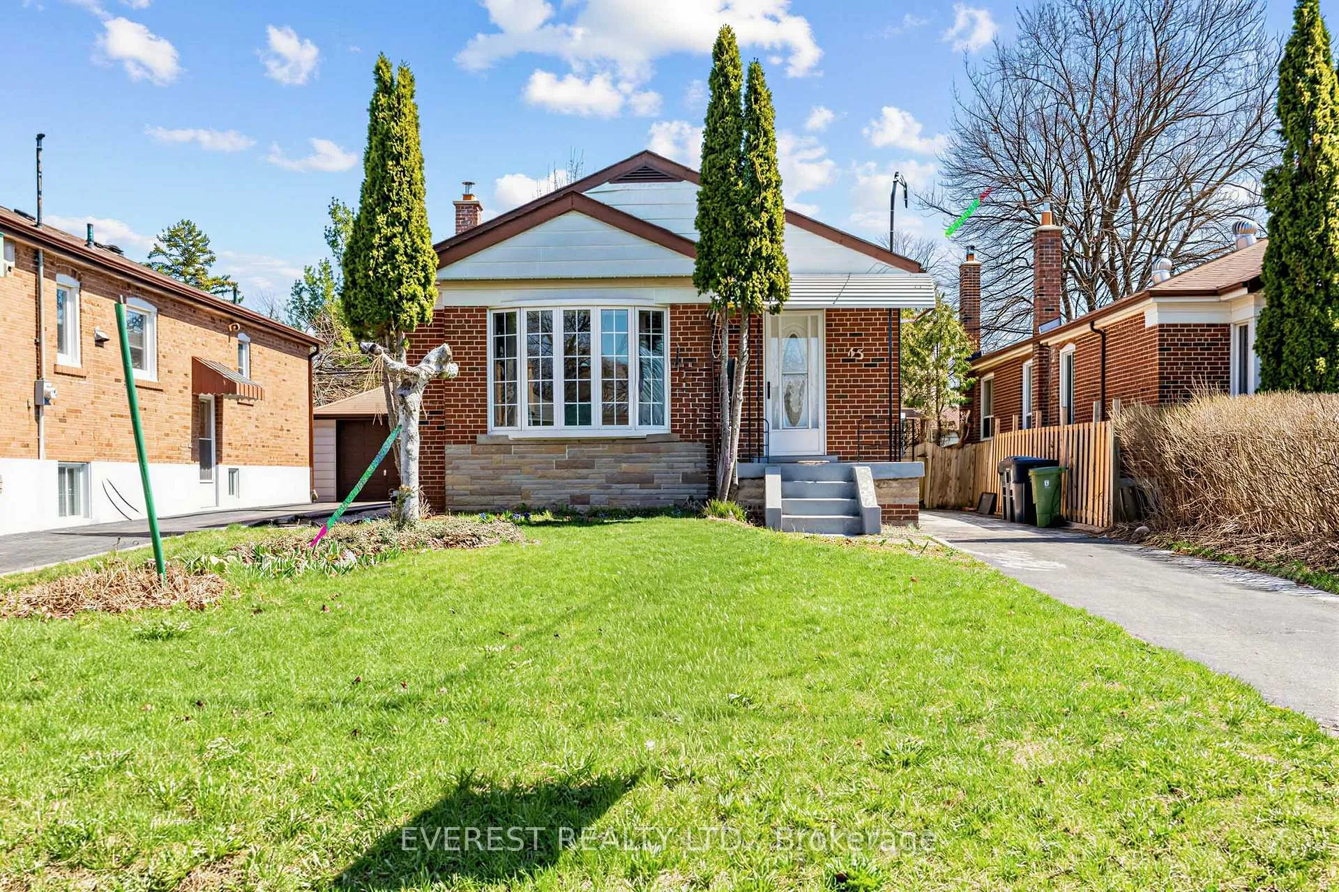 Photo 1 of 45 Kilgreggan Crescent, Scarborough, Bendale — HOMEH