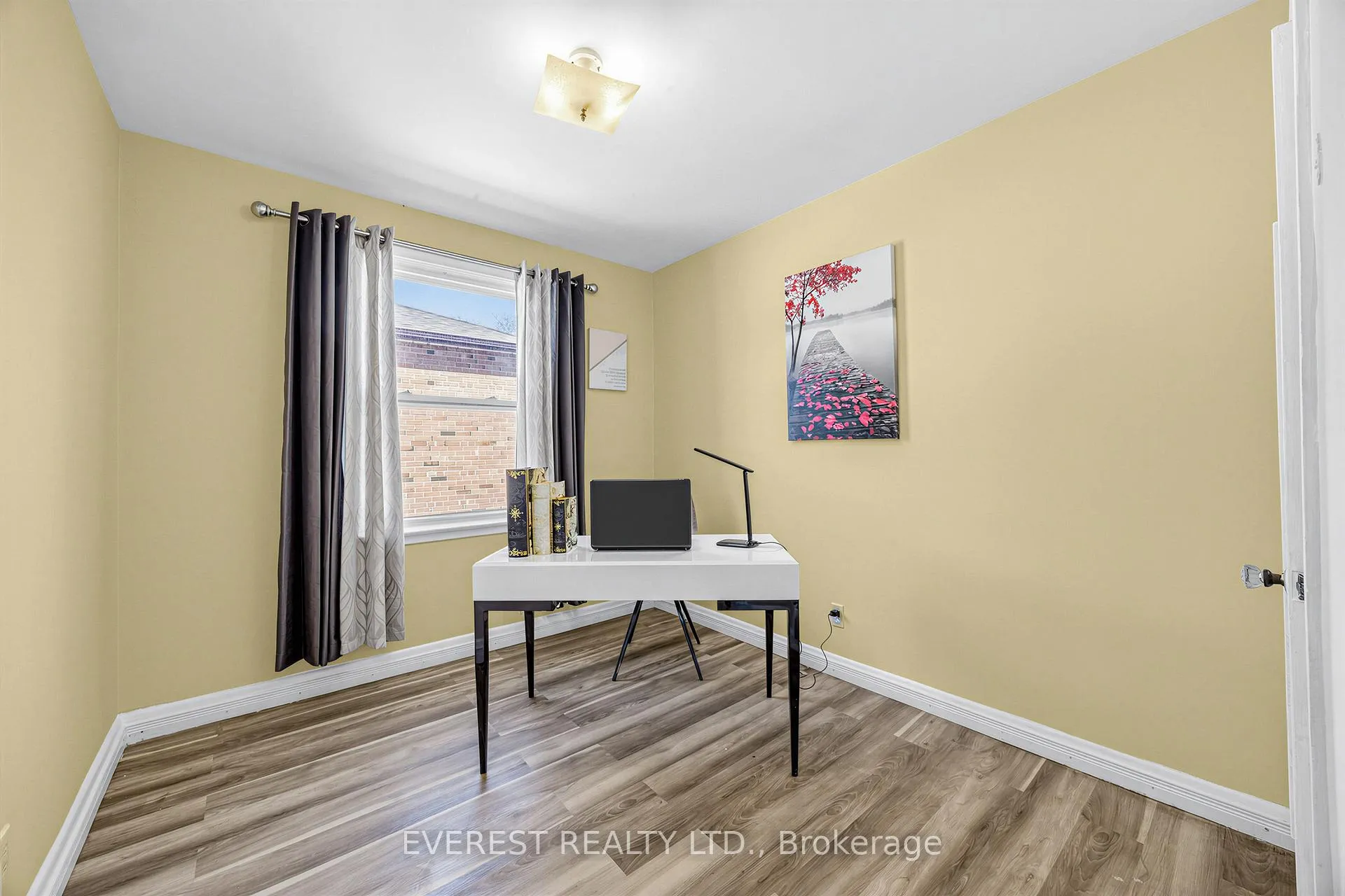 Photo 15 of 45 Kilgreggan Crescent, Scarborough, Bendale — HOMEH