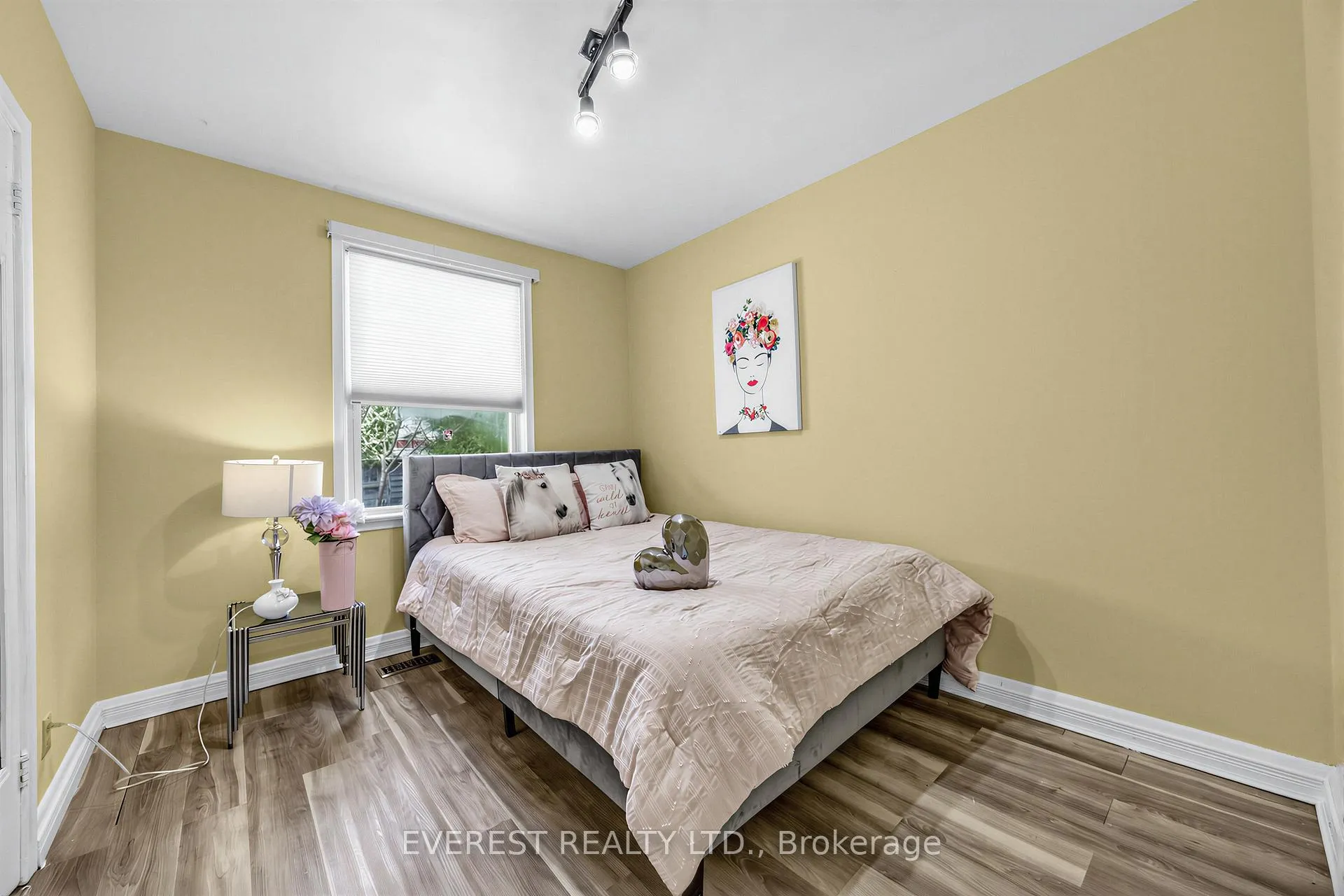 Photo 17 of 45 Kilgreggan Crescent, Scarborough, Bendale — HOMEH