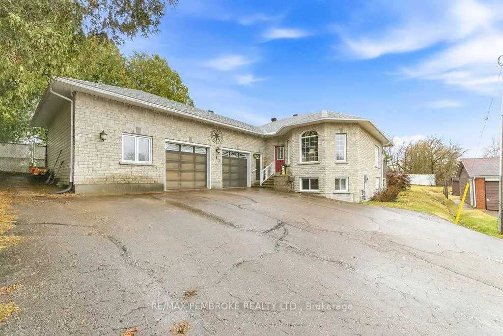 Photo 2 of 152 Reta Crescent, Pembroke — HOMEH