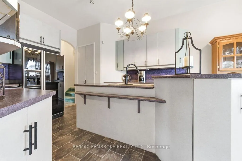 Photo 17 of 152 Reta Crescent, Pembroke — HOMEH