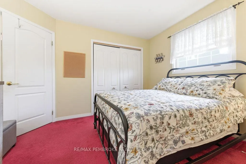 Photo 24 of 152 Reta Crescent, Pembroke — HOMEH
