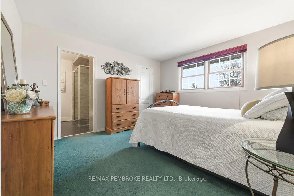 Photo 26 of 152 Reta Crescent, Pembroke — HOMEH