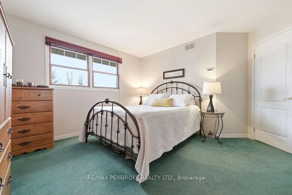 Photo 27 of 152 Reta Crescent, Pembroke — HOMEH