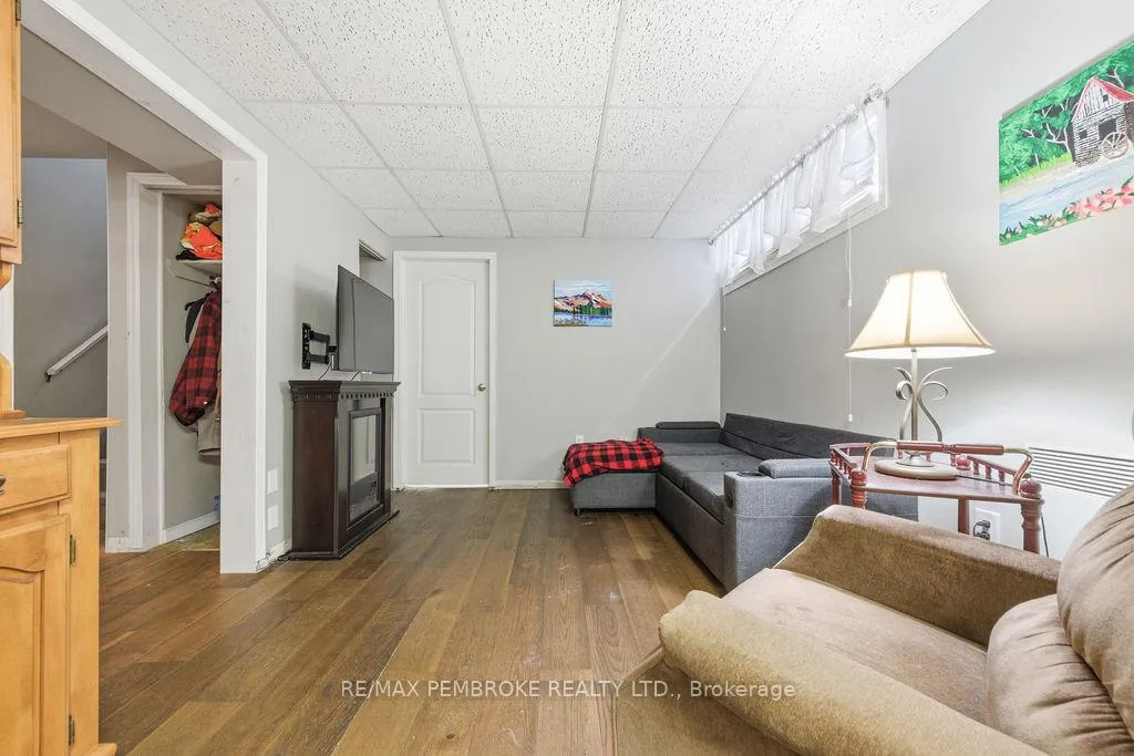 Photo 32 of 152 Reta Crescent, Pembroke — HOMEH