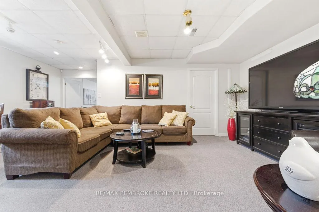 Photo 38 of 152 Reta Crescent, Pembroke — HOMEH
