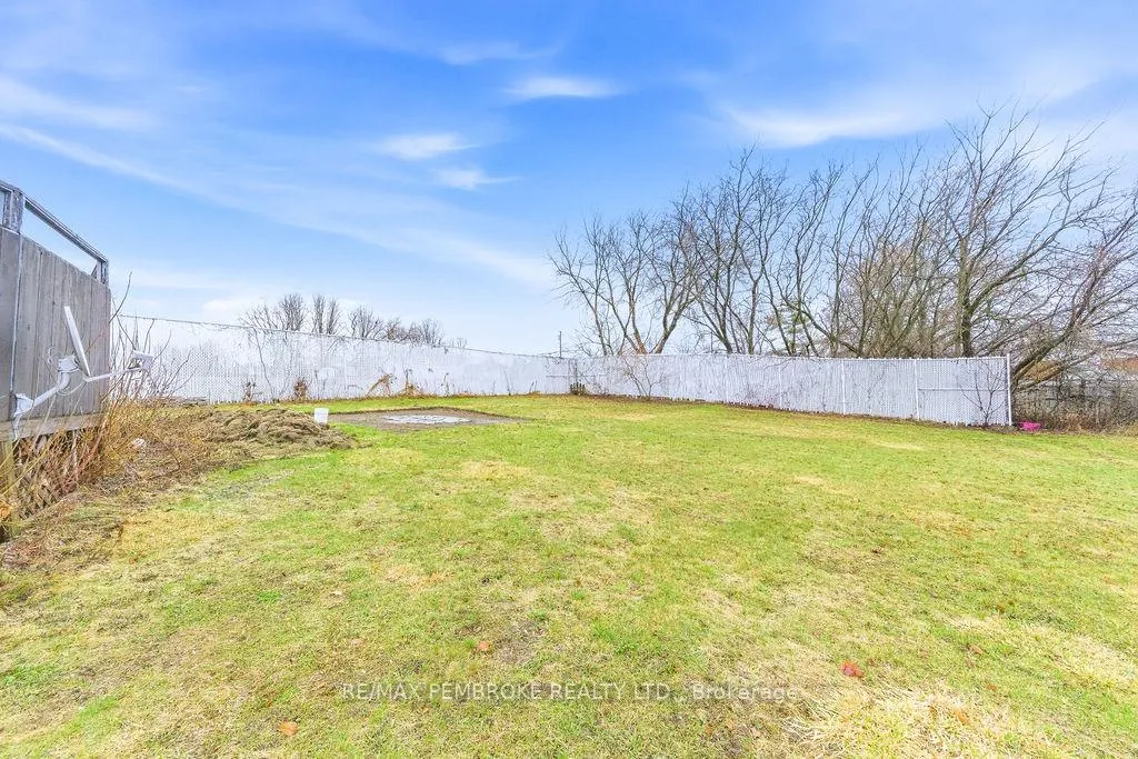 Photo 43 of 152 Reta Crescent, Pembroke — HOMEH