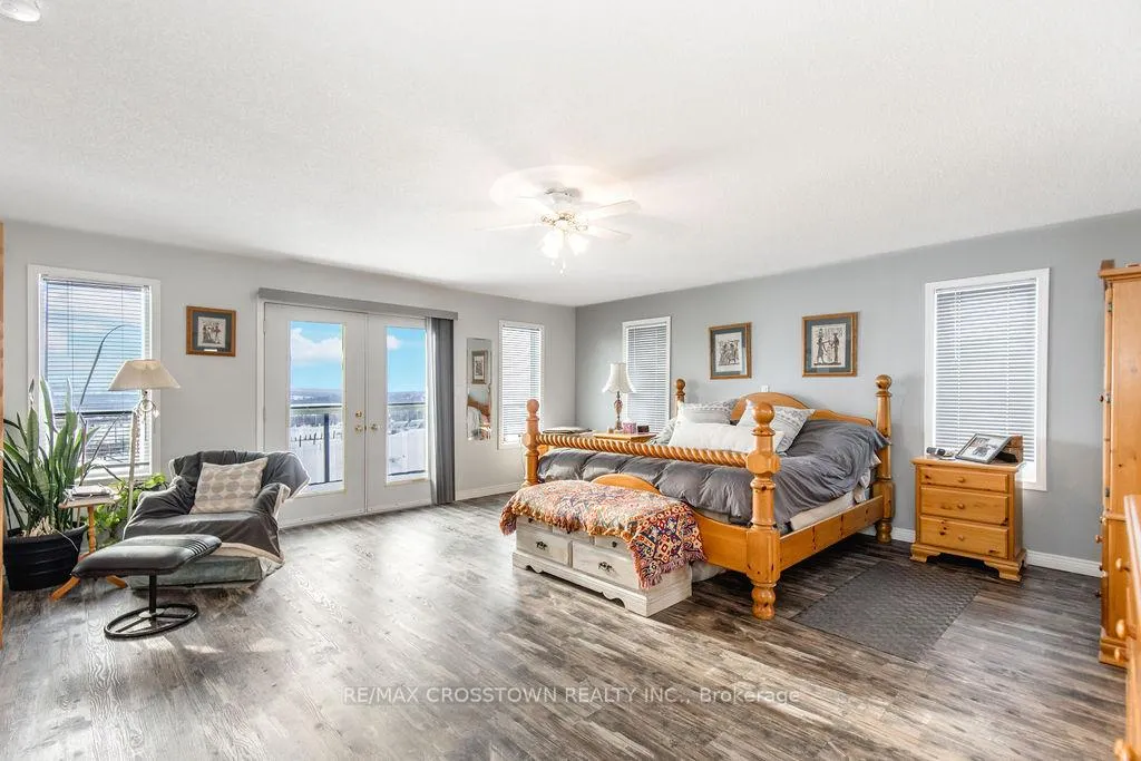 Photo 13 of 5556 10th Sideroad Road, Essa, Rural Essa — HOMEH