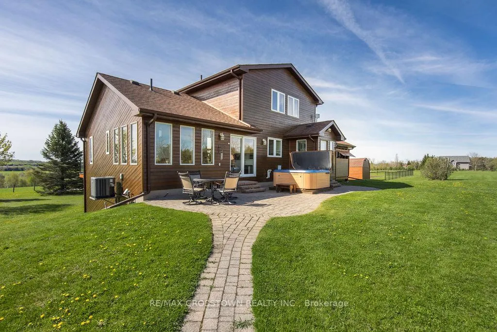 Photo 25 of 5556 10th Sideroad Road, Essa, Rural Essa — HOMEH
