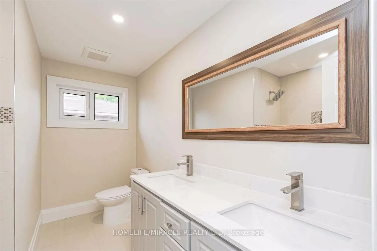 Photo 20 of 40 Leatherhead Court, Brampton, Westgate — HOMEH