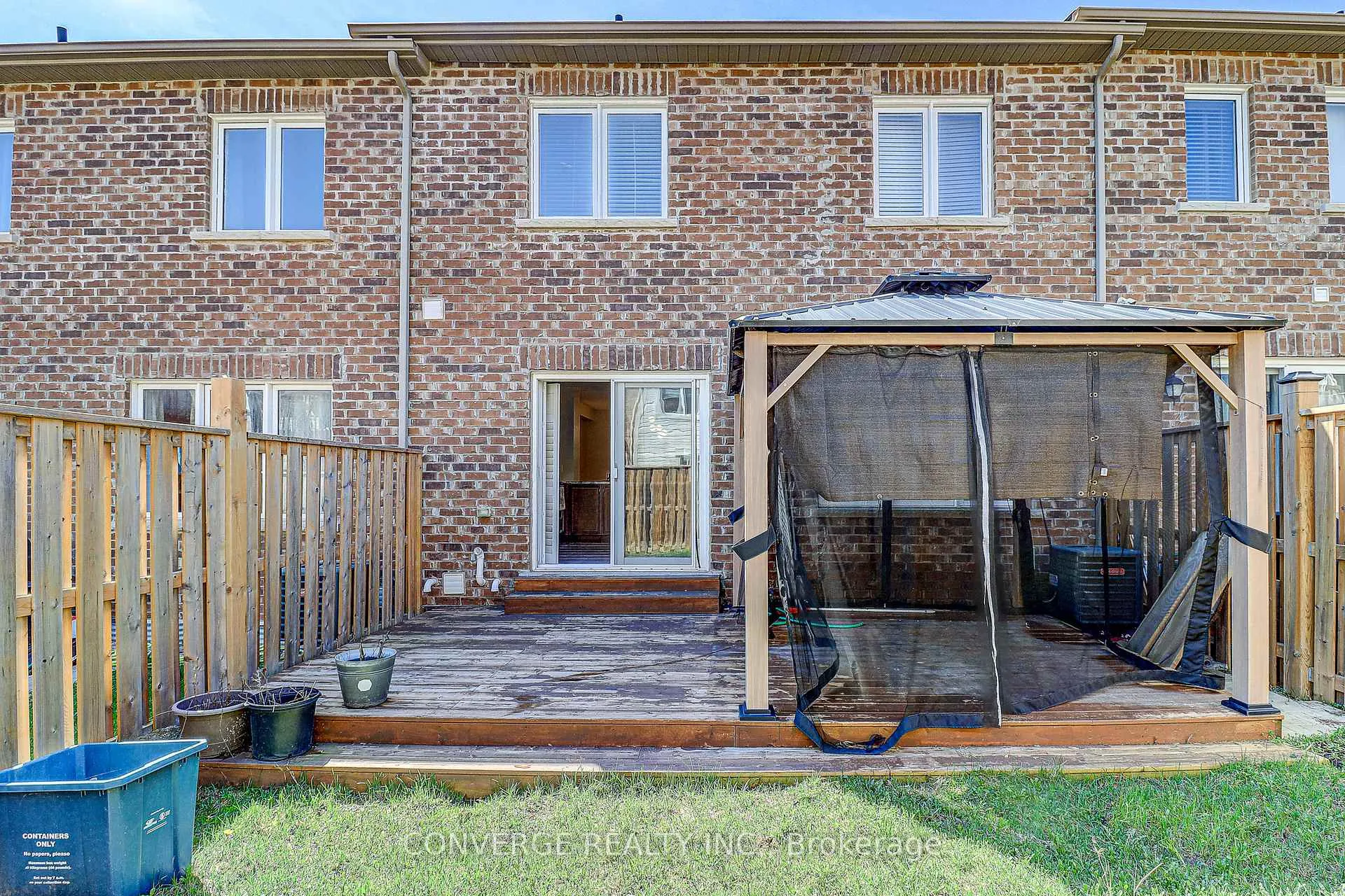 Photo 10 of 2434 Moonlight Crescent, Pickering, Rural Pickering — HOMEH