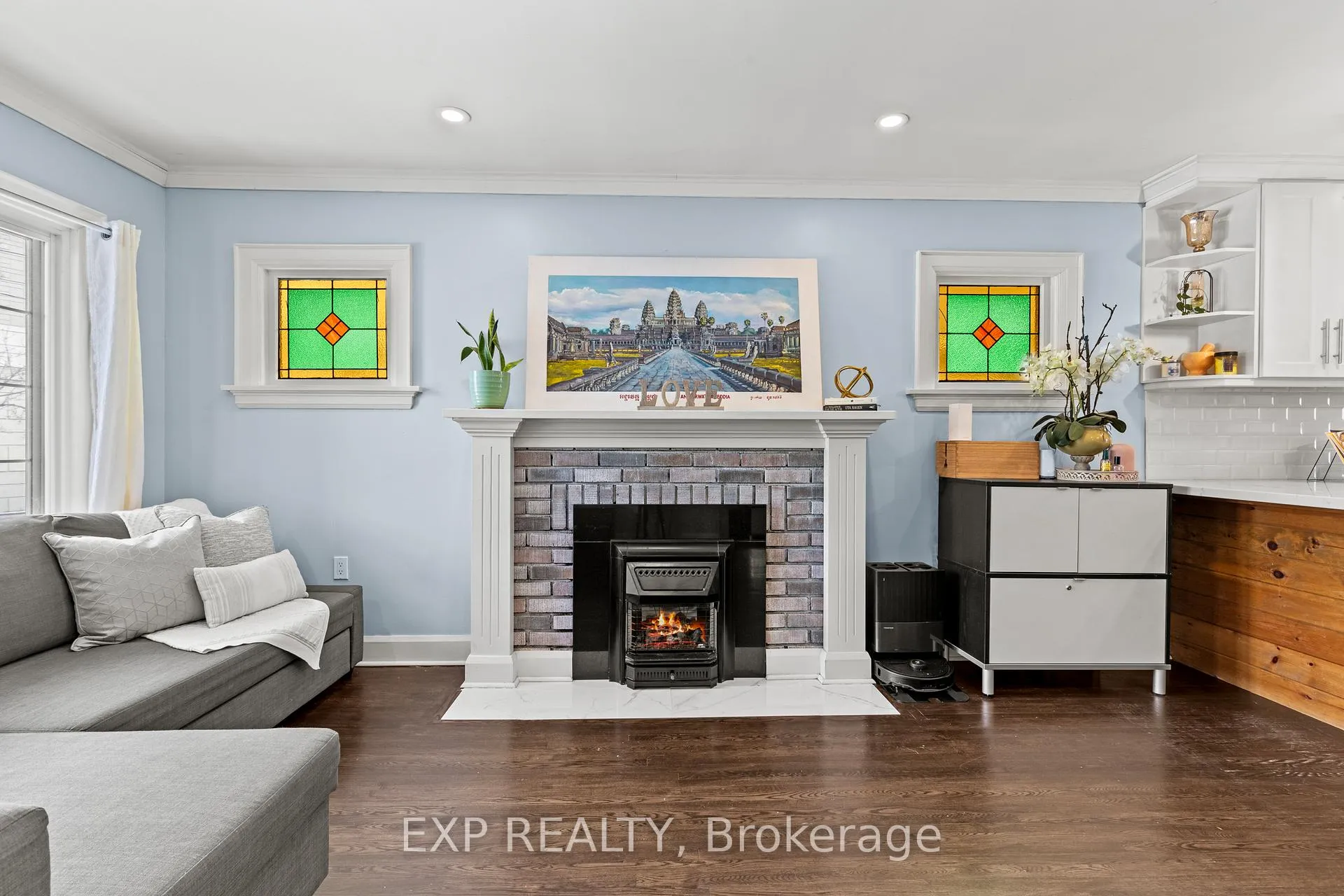Photo 9 of 14 Dunlop Drive, St. Catharines, Downtown — HOMEH