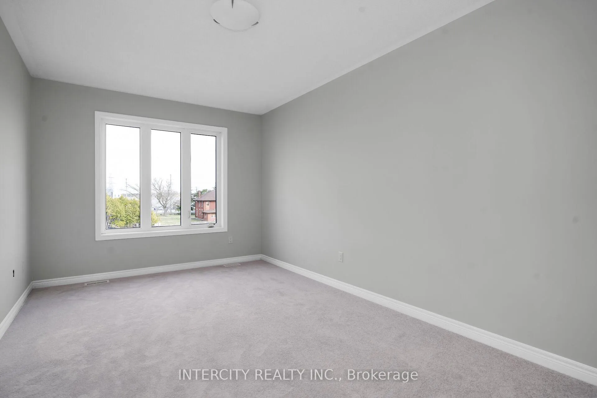 Photo 17 of 55 Johann Drive, Markham, Middlefield — HOMEH