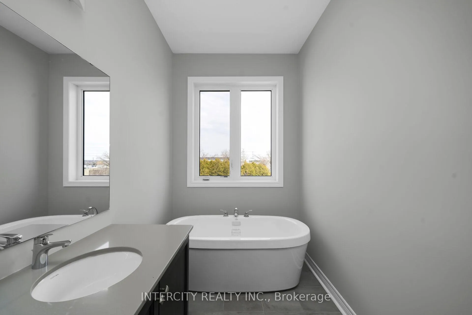 Photo 20 of 55 Johann Drive, Markham, Middlefield — HOMEH