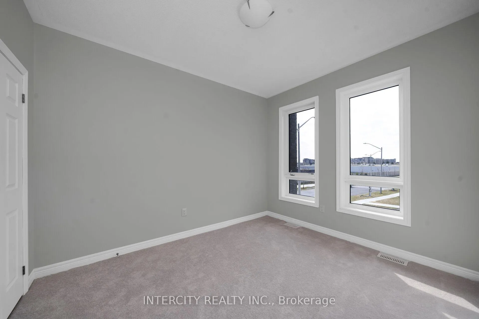Photo 21 of 55 Johann Drive, Markham, Middlefield — HOMEH