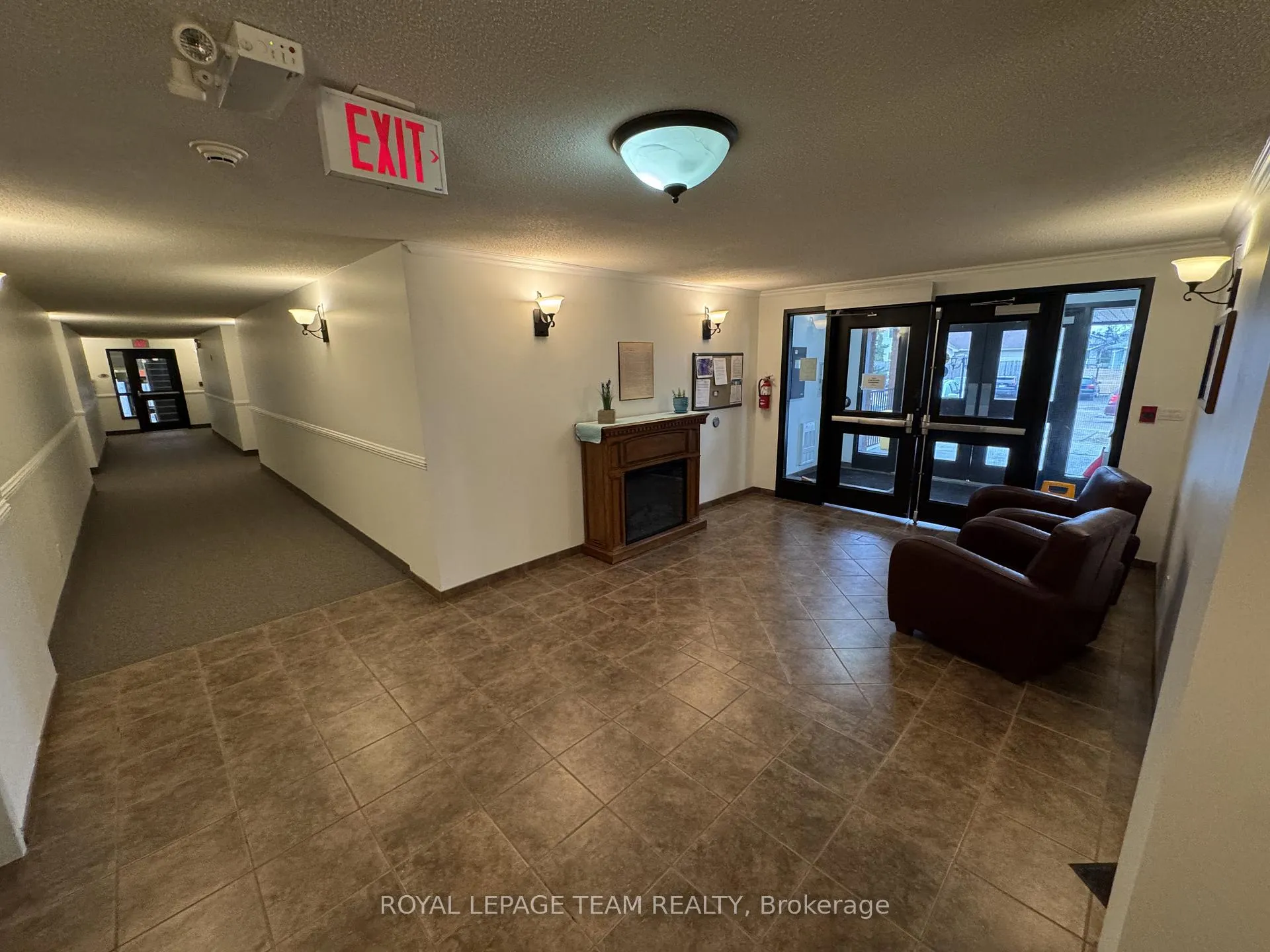Photo 5 of Unit 109, 16 Sheffield Street, Arnprior — HOMEH