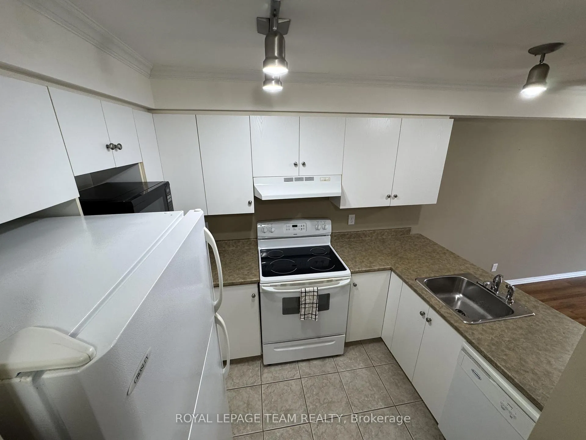 Photo 17 of Unit 109, 16 Sheffield Street, Arnprior — HOMEH