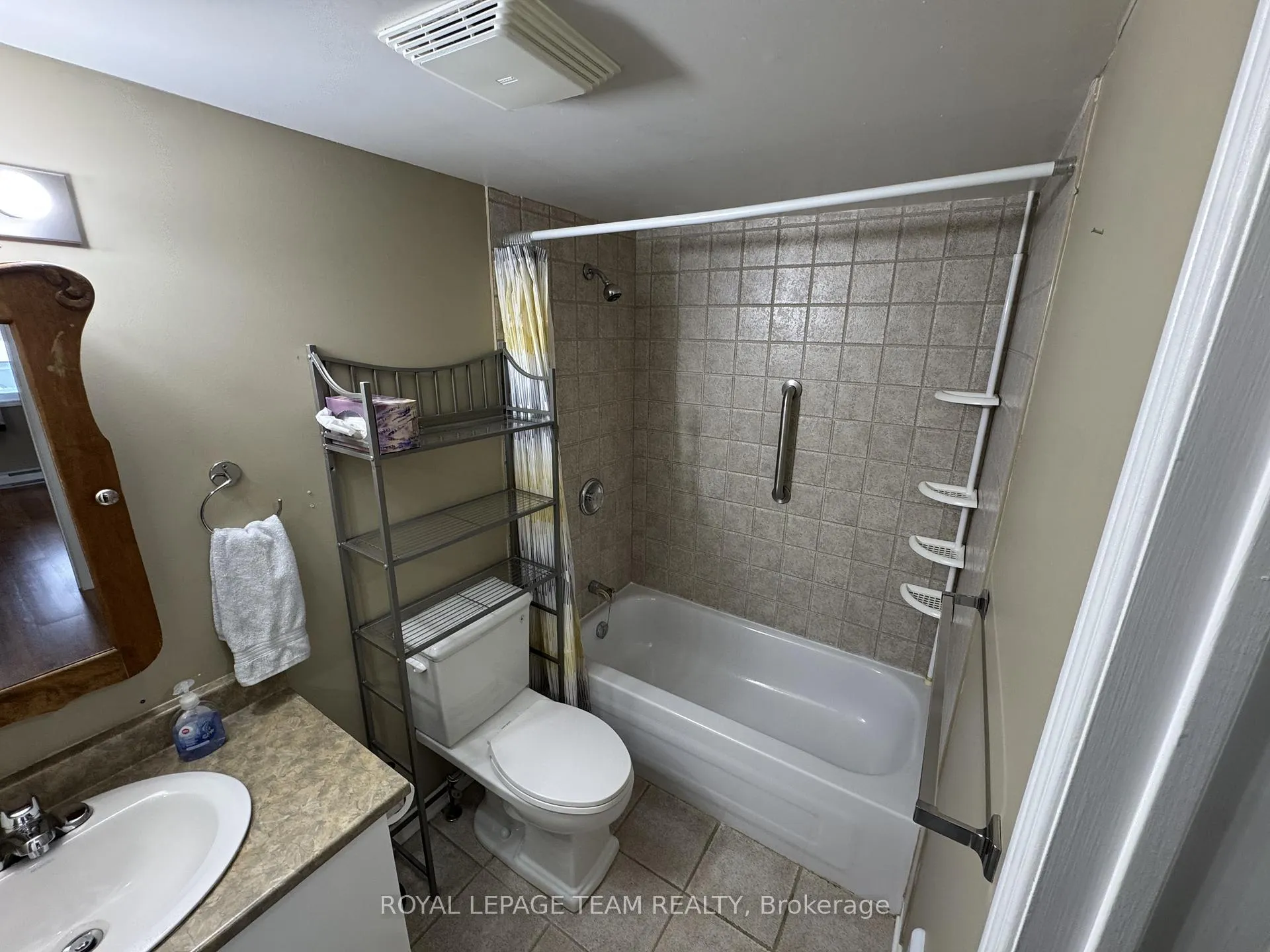 Photo 26 of Unit 109, 16 Sheffield Street, Arnprior — HOMEH