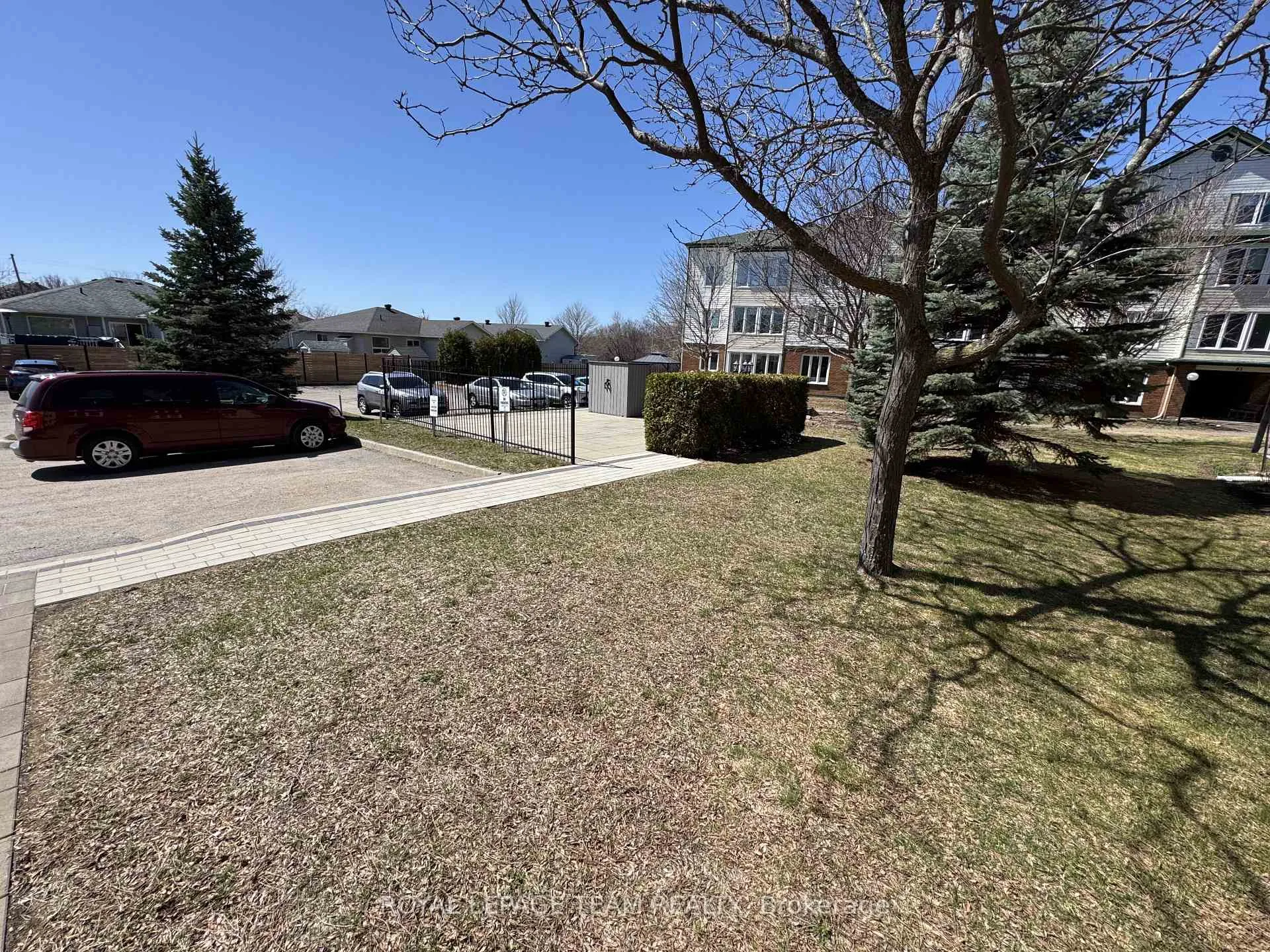 Photo 40 of Unit 109, 16 Sheffield Street, Arnprior — HOMEH