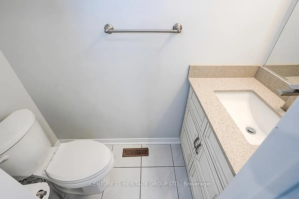 Photo 12 of 110 Dunoon Drive, Vaughan, Maple — HOMEH