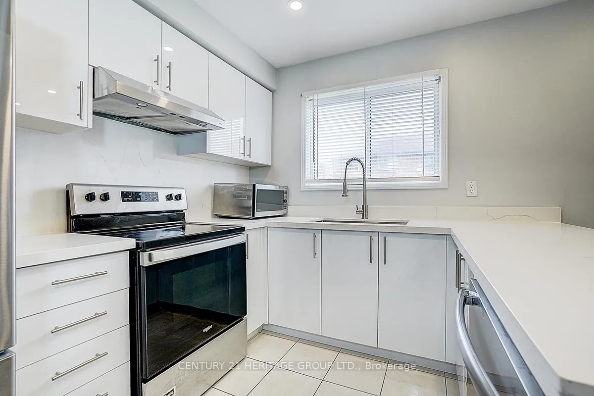 Photo 24 of 110 Dunoon Drive, Vaughan, Maple — HOMEH