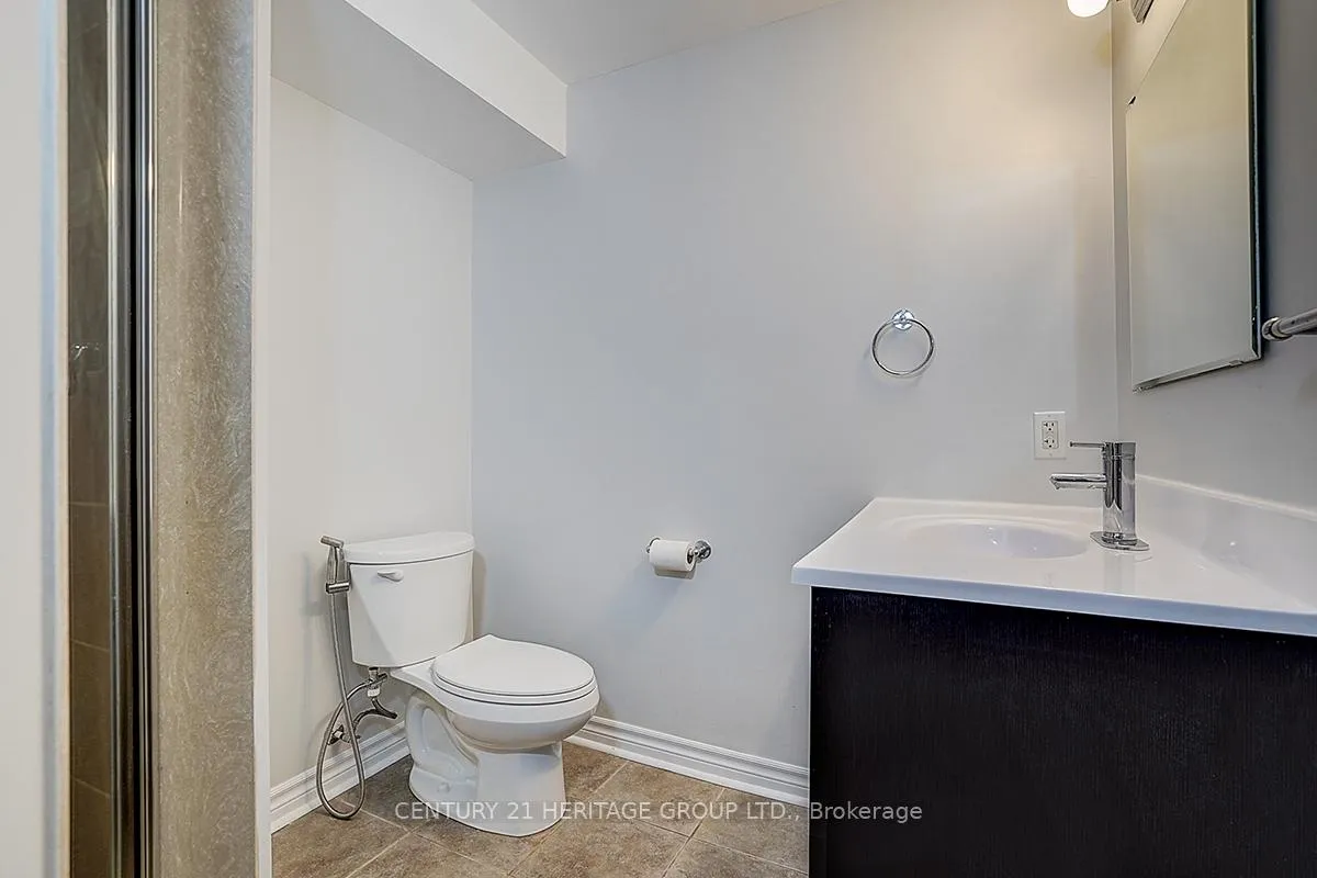 Photo 45 of 110 Dunoon Drive, Vaughan, Maple — HOMEH