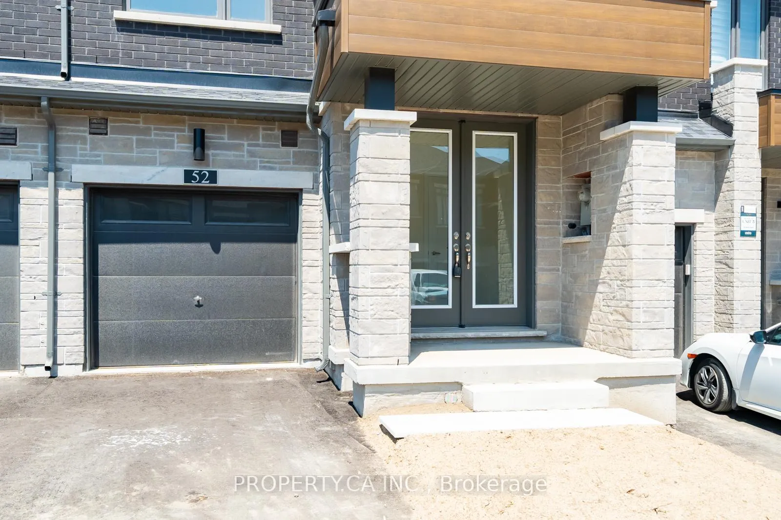 Photo 2 of 52 Rumi Court, Vaughan, Patterson — HOMEH