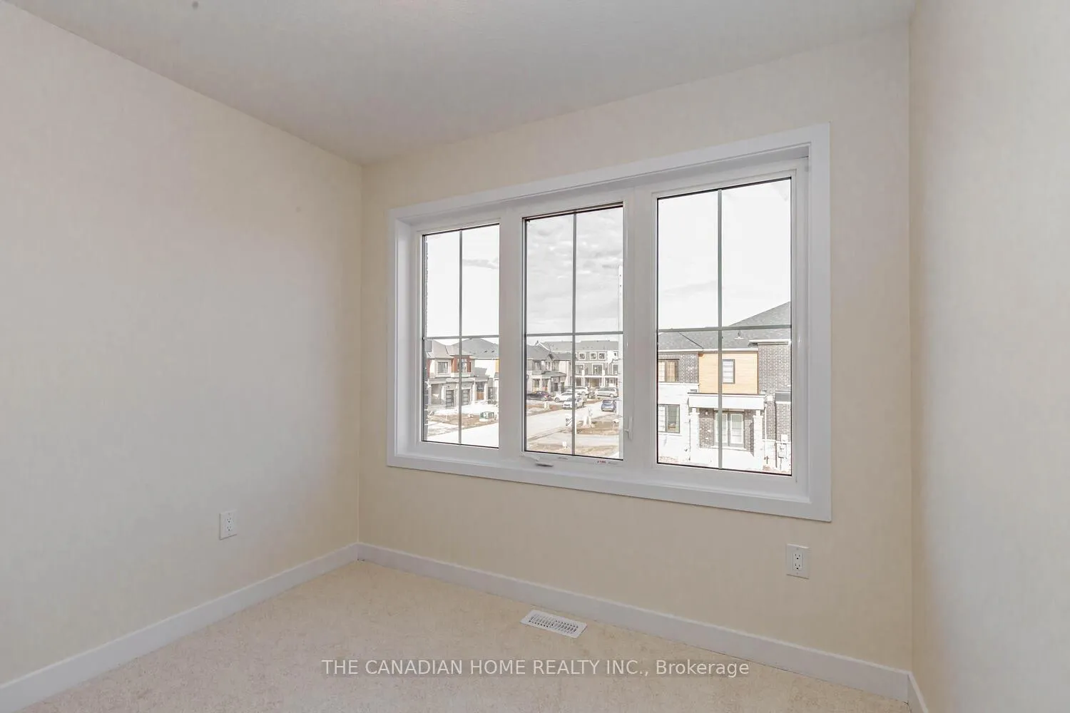 Photo 24 of 10 Sunflower Crescent, Thorold, Hurricane/Merrittville — HOMEH