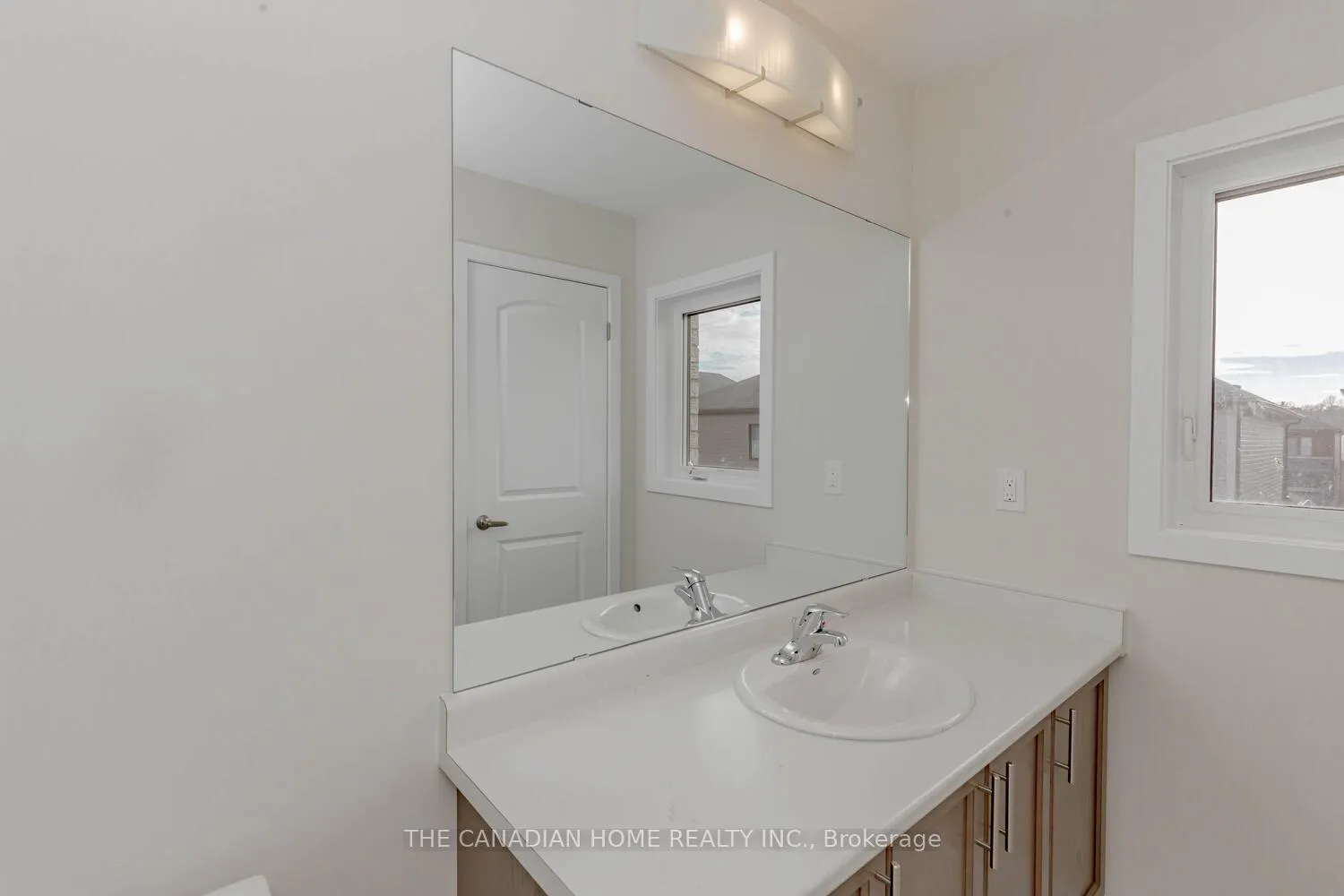 Photo 31 of 10 Sunflower Crescent, Thorold, Hurricane/Merrittville — HOMEH