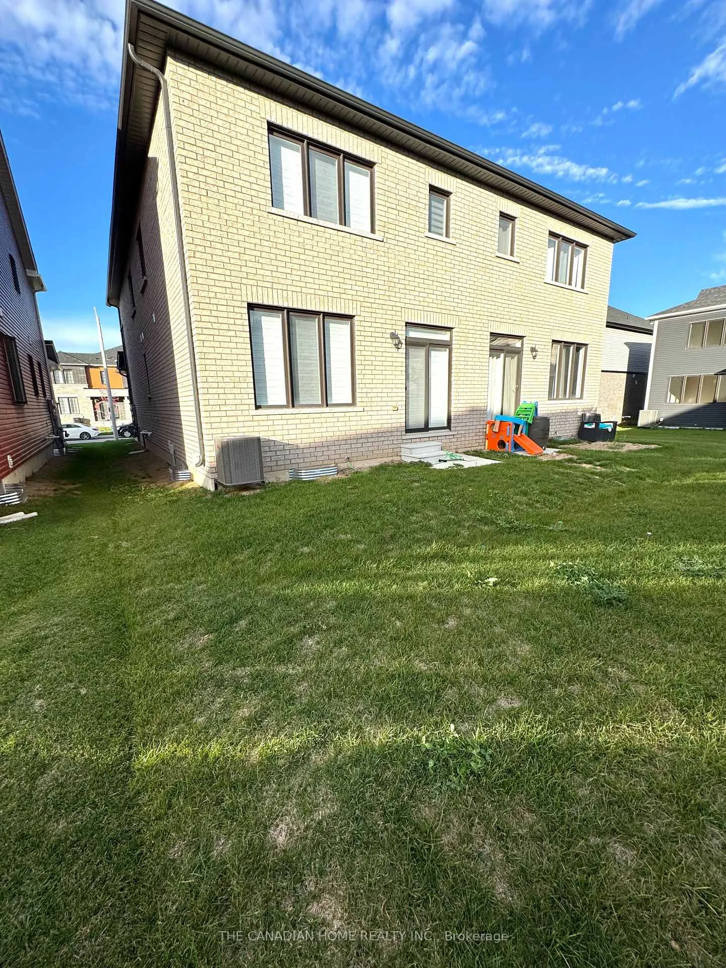 Photo 48 of 10 Sunflower Crescent, Thorold, Hurricane/Merrittville — HOMEH