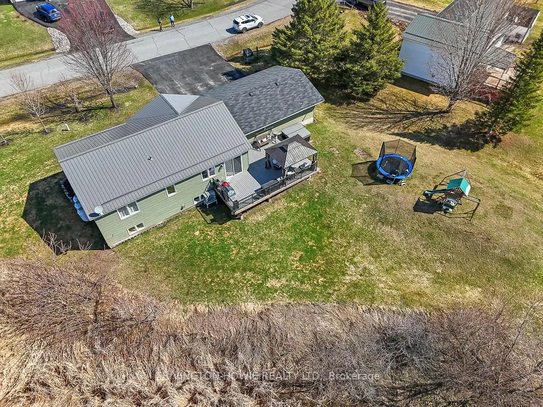 Photo 42 of 55 Creek Drive, Ottawa, Fitzroy — HOMEH