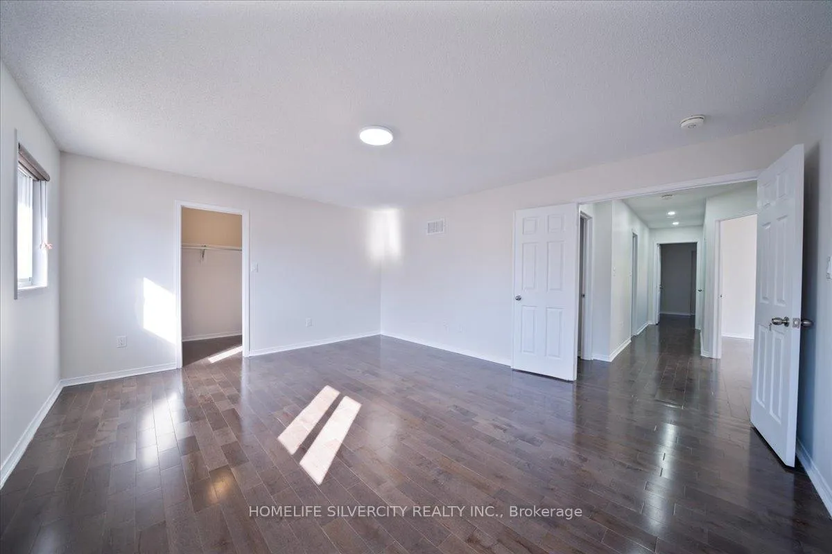 Photo 16 of 6 Bentgrass Lane, Brampton, Snelgrove — HOMEH