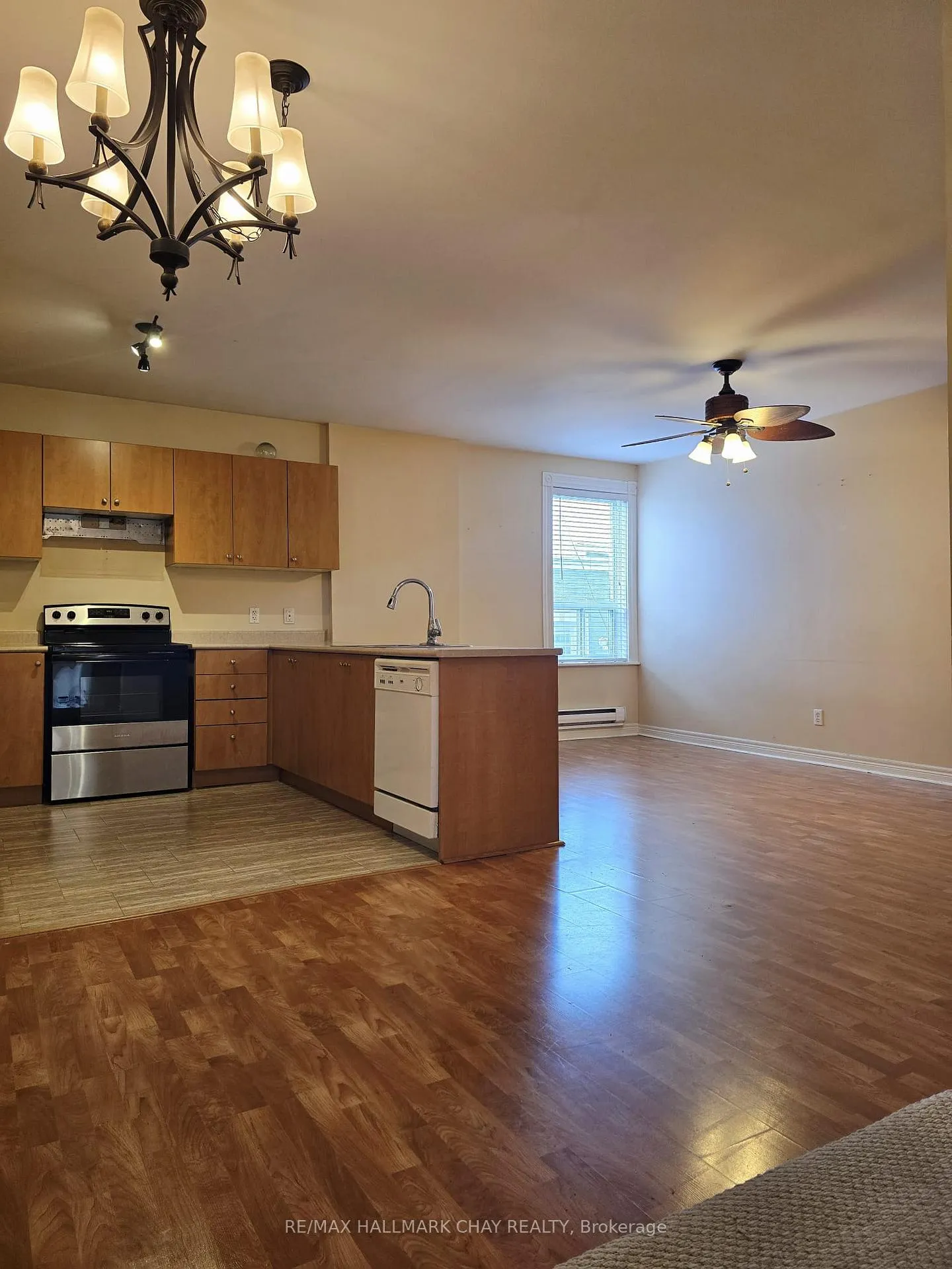 Photo 4 of Unit B, 178 Mill Street, Clearview, Creemore — HOMEH