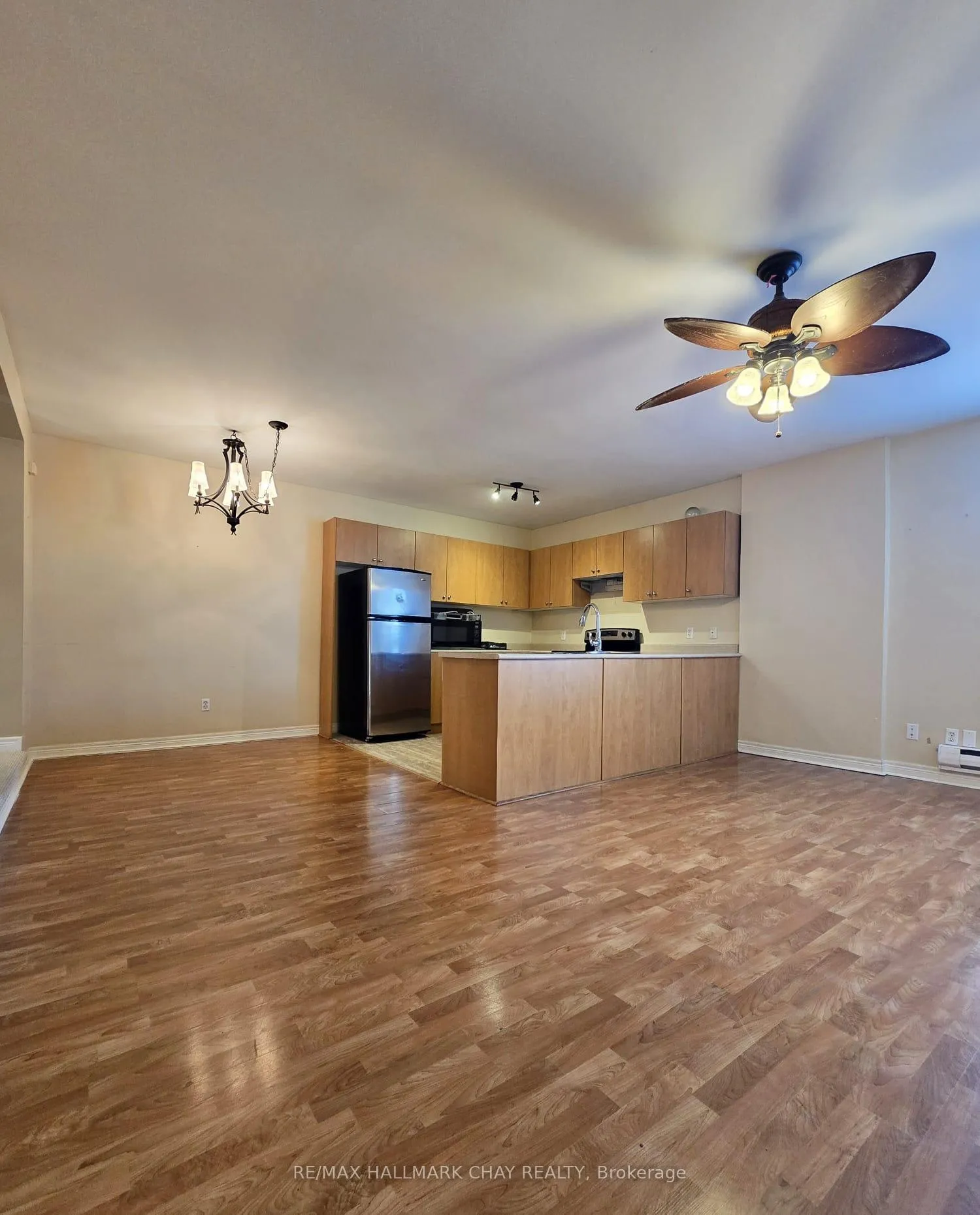 Photo 5 of Unit B, 178 Mill Street, Clearview, Creemore — HOMEH