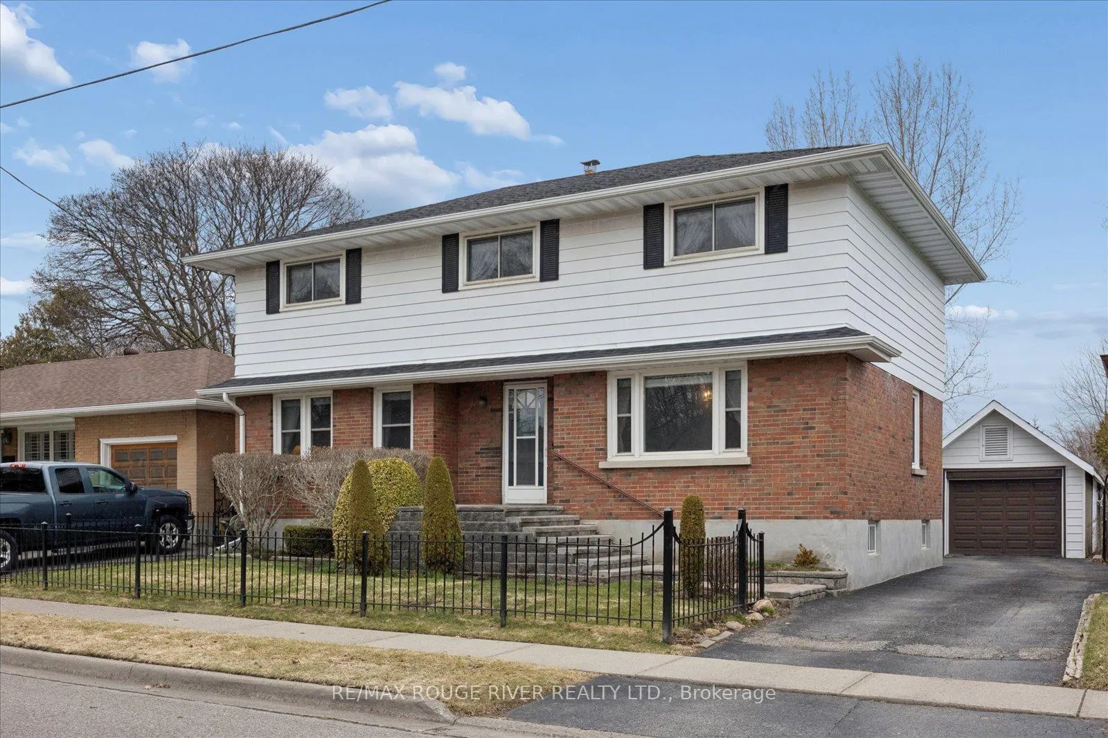 Photo 1 of 510 Dunkirk Avenue, Oshawa, Central — HOMEH