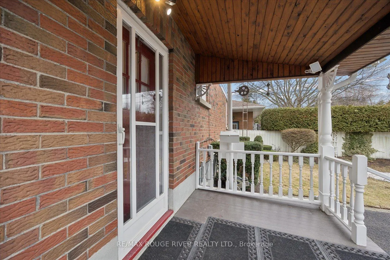 Photo 33 of 510 Dunkirk Avenue, Oshawa, Central — HOMEH