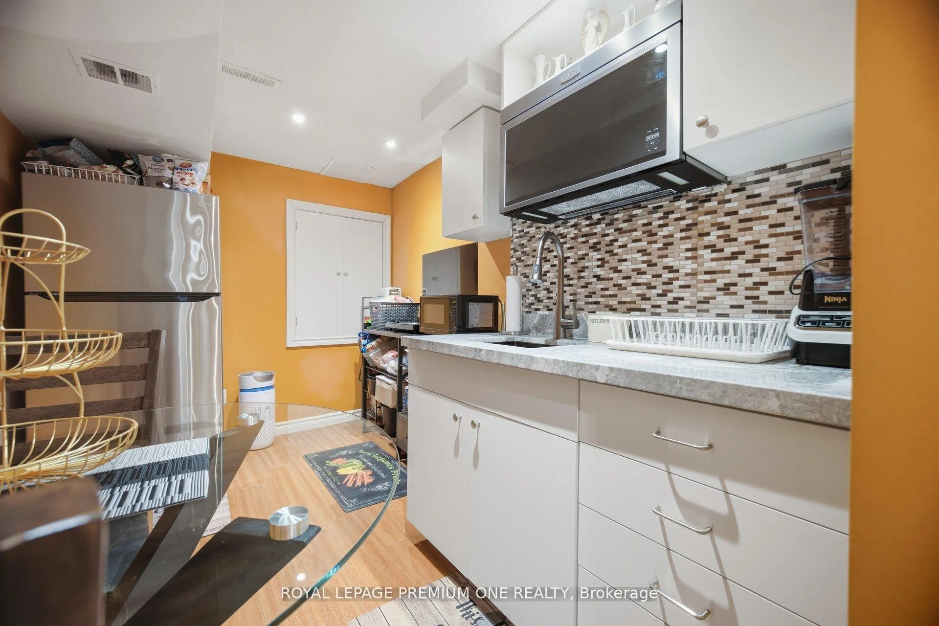Photo 38 of 64 Mare Crescent, Etobicoke, West Humber-Clairville — HOMEH