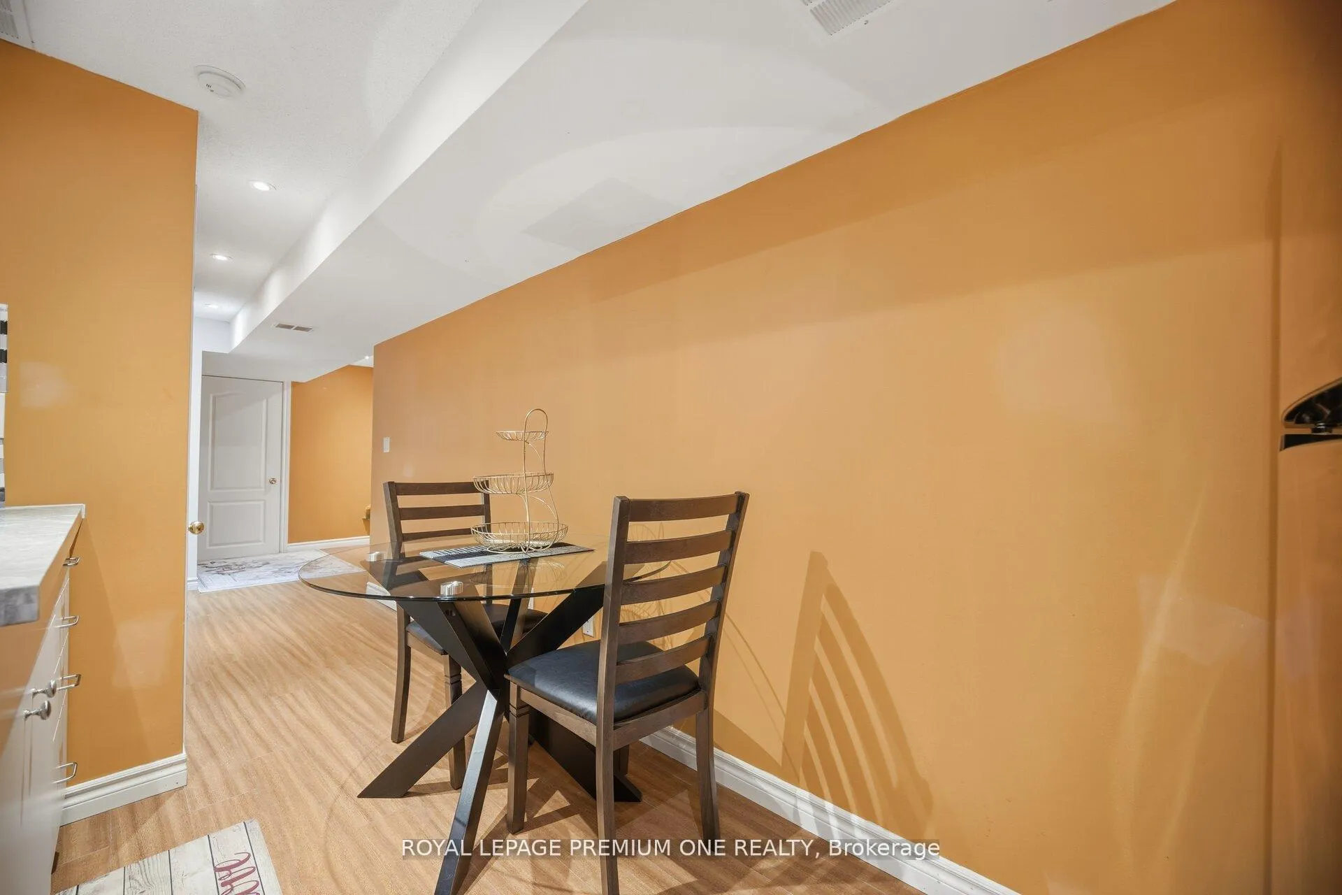 Photo 40 of 64 Mare Crescent, Etobicoke, West Humber-Clairville — HOMEH