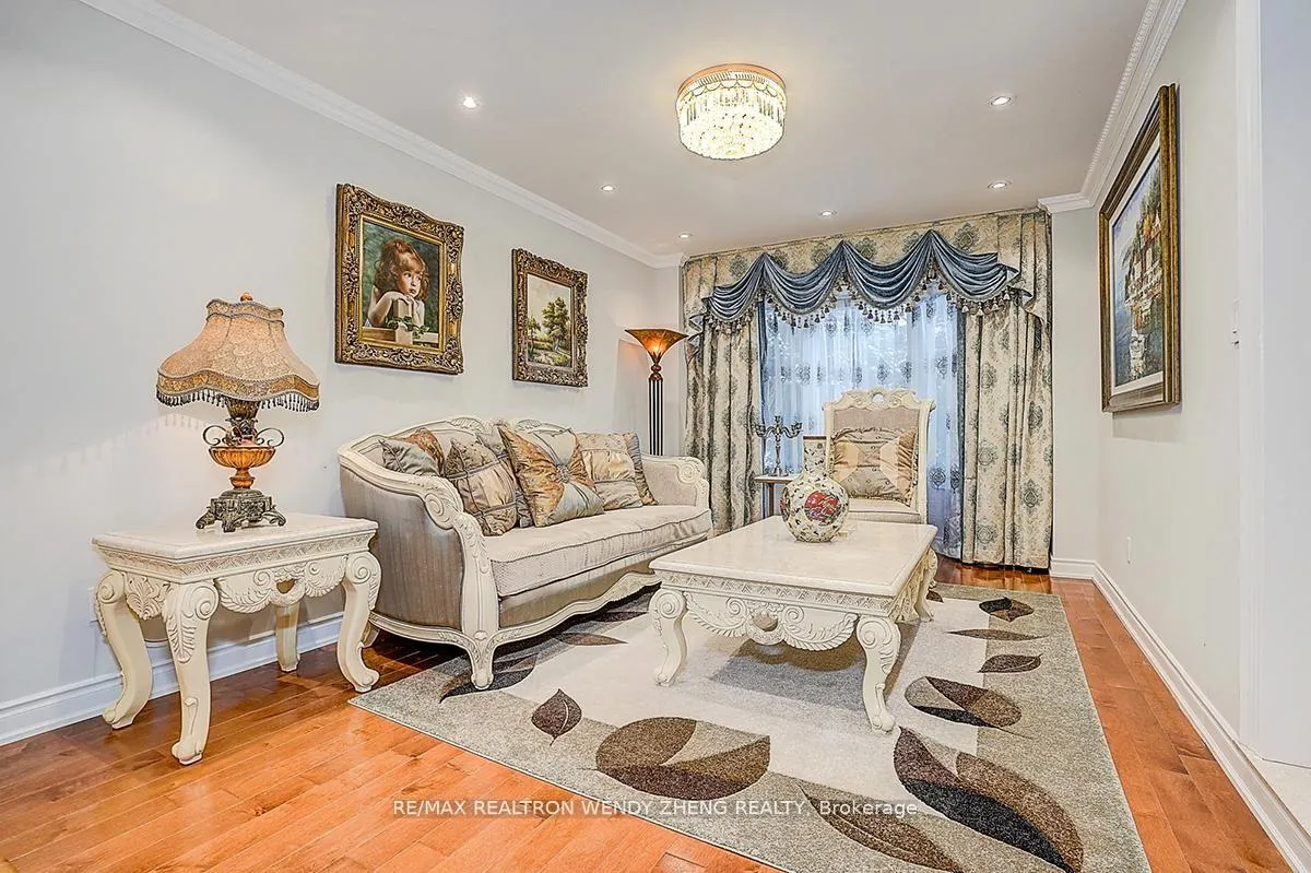 Photo 4 of 19 Baycliffe Road, Markham, Unionville — HOMEH