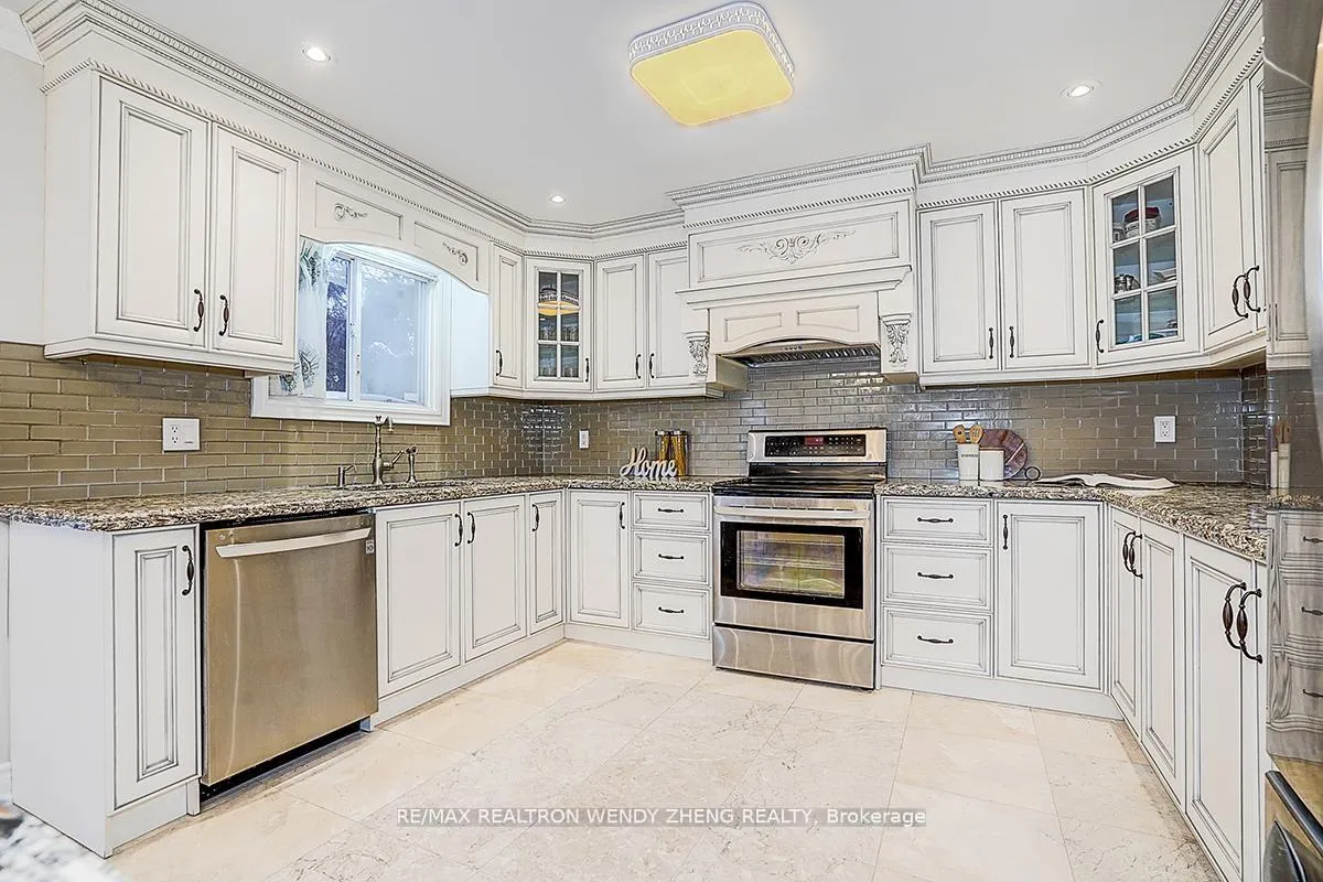 Photo 16 of 19 Baycliffe Road, Markham, Unionville — HOMEH
