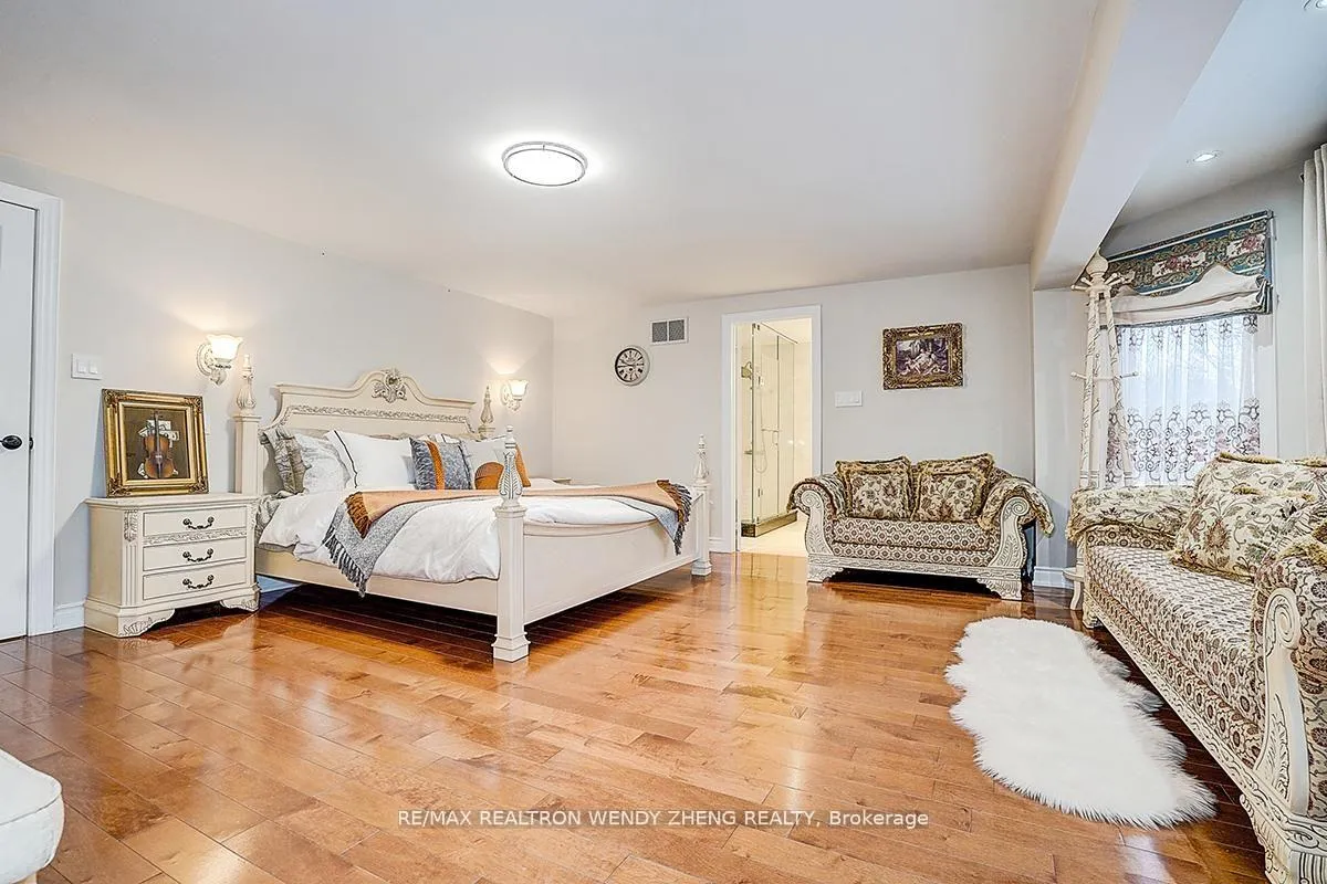 Photo 23 of 19 Baycliffe Road, Markham, Unionville — HOMEH