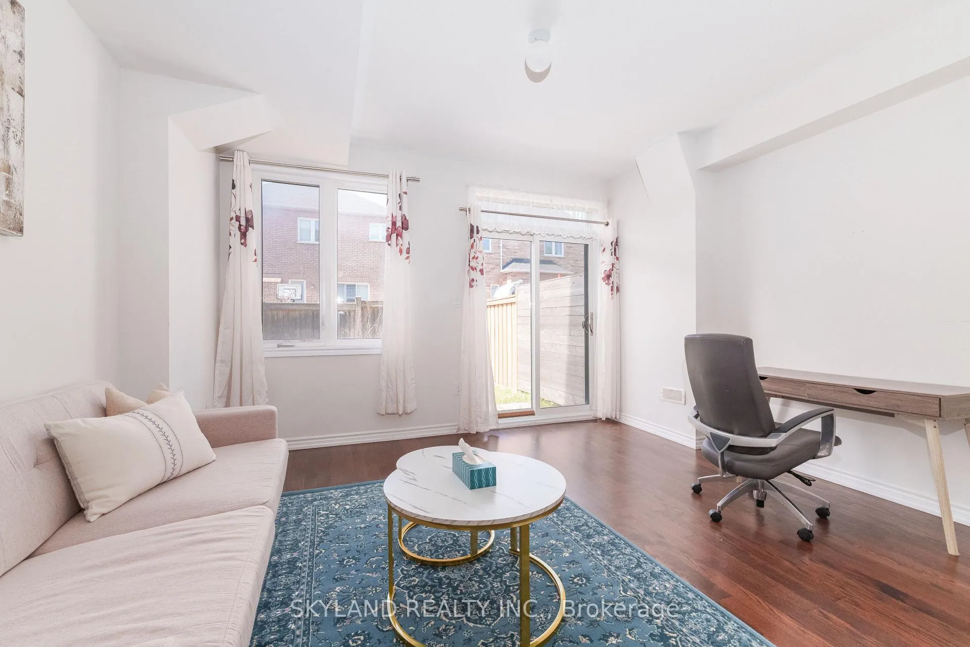 Photo 5 of 44 Hyderabad Lane, Markham, Greensborough — HOMEH