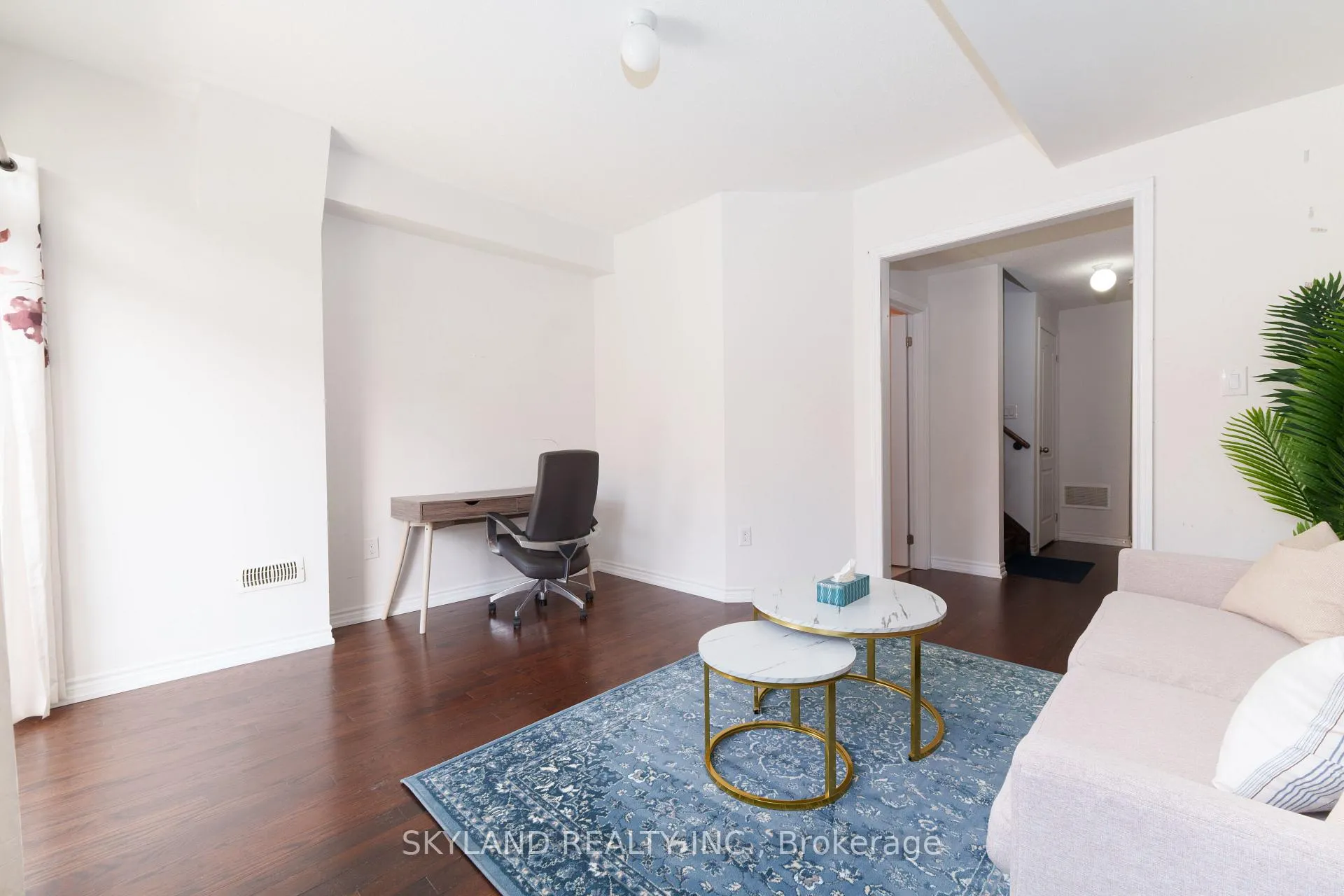 Photo 6 of 44 Hyderabad Lane, Markham, Greensborough — HOMEH