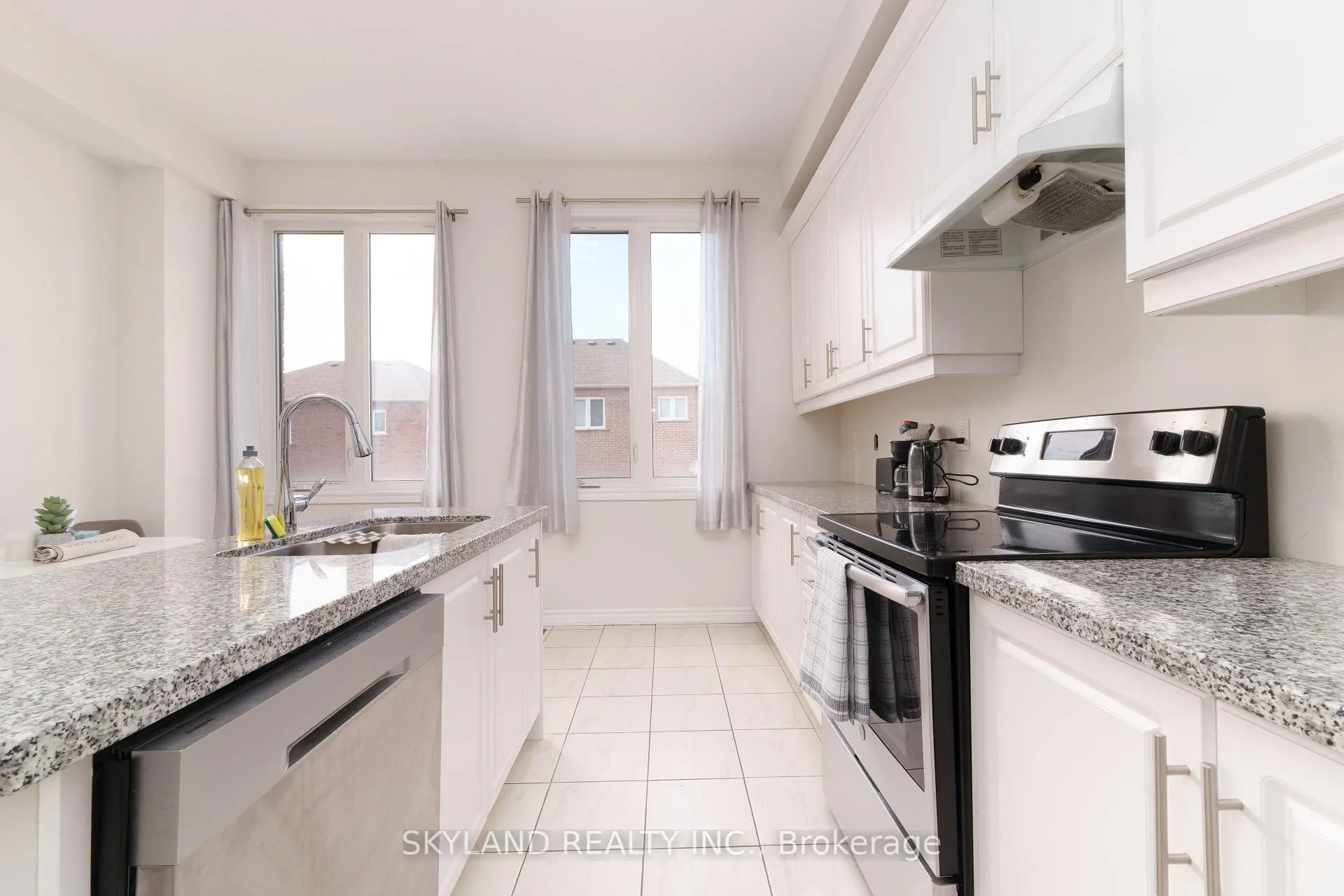 Photo 18 of 44 Hyderabad Lane, Markham, Greensborough — HOMEH