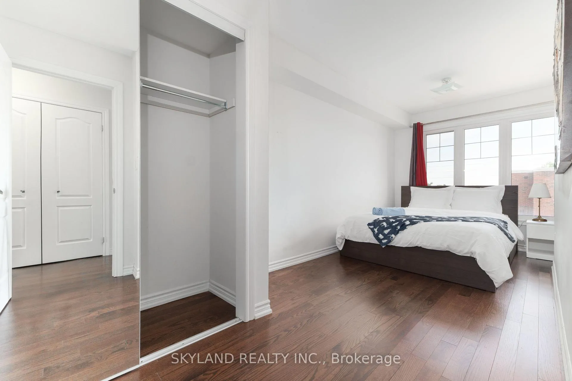 Photo 23 of 44 Hyderabad Lane, Markham, Greensborough — HOMEH