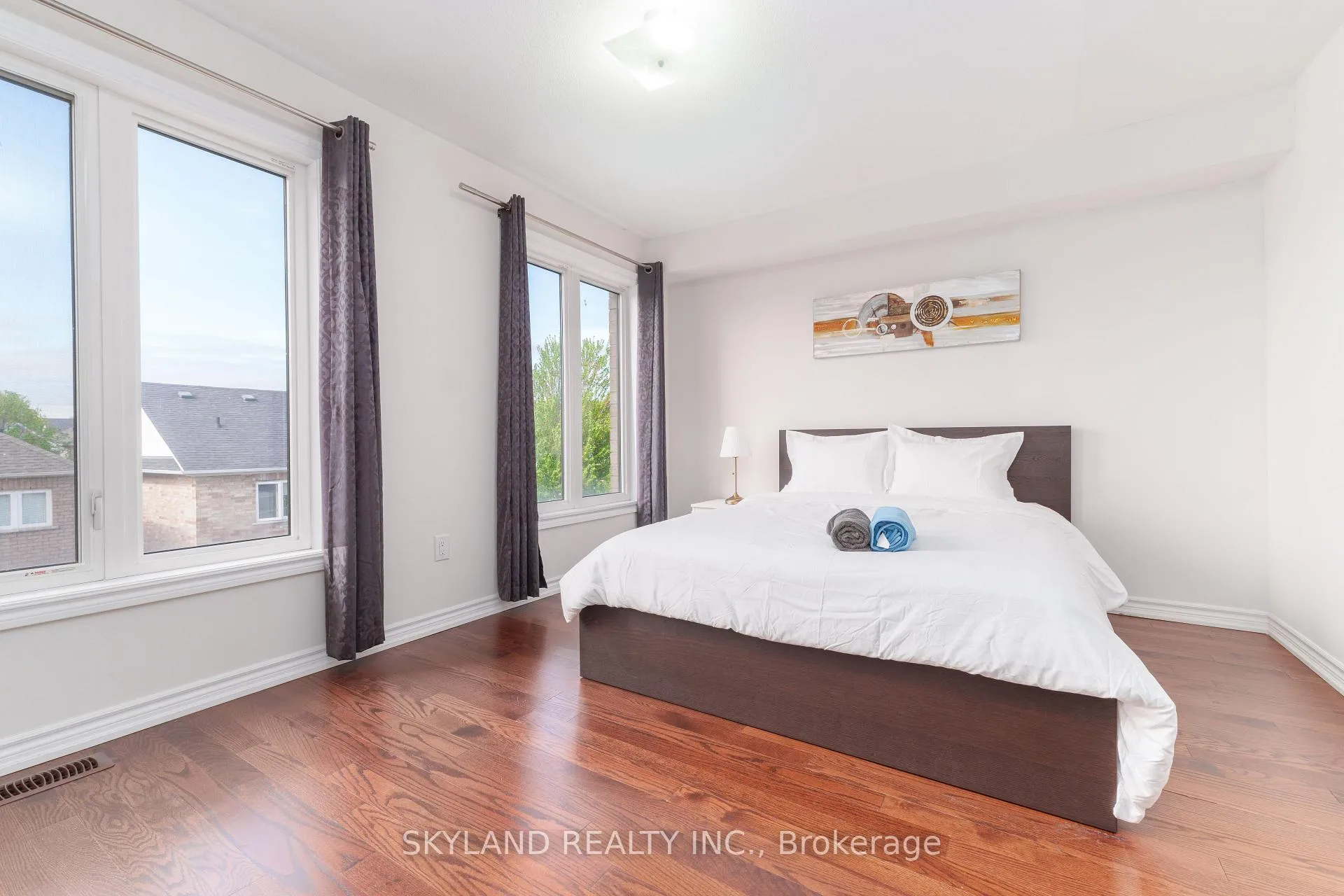 Photo 30 of 44 Hyderabad Lane, Markham, Greensborough — HOMEH
