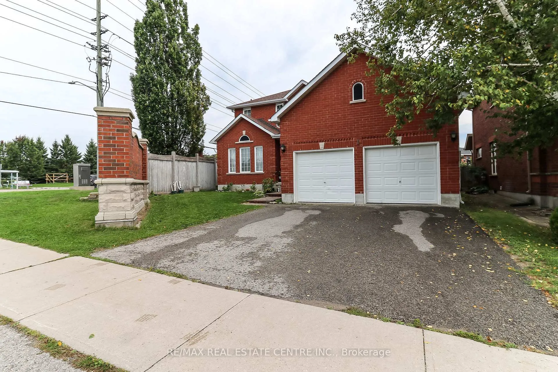 Photo 1 of 1 Sandringham Drive, Barrie, Innis-Shore — HOMEH
