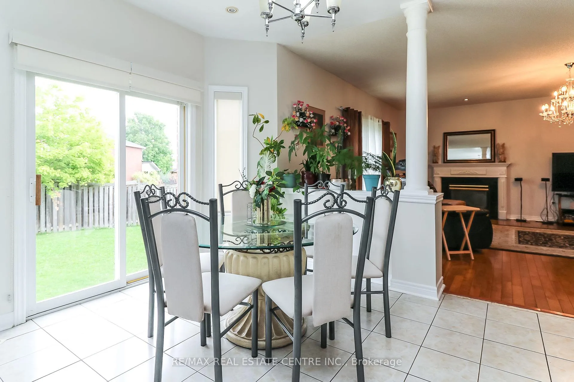 Photo 12 of 1 Sandringham Drive, Barrie, Innis-Shore — HOMEH