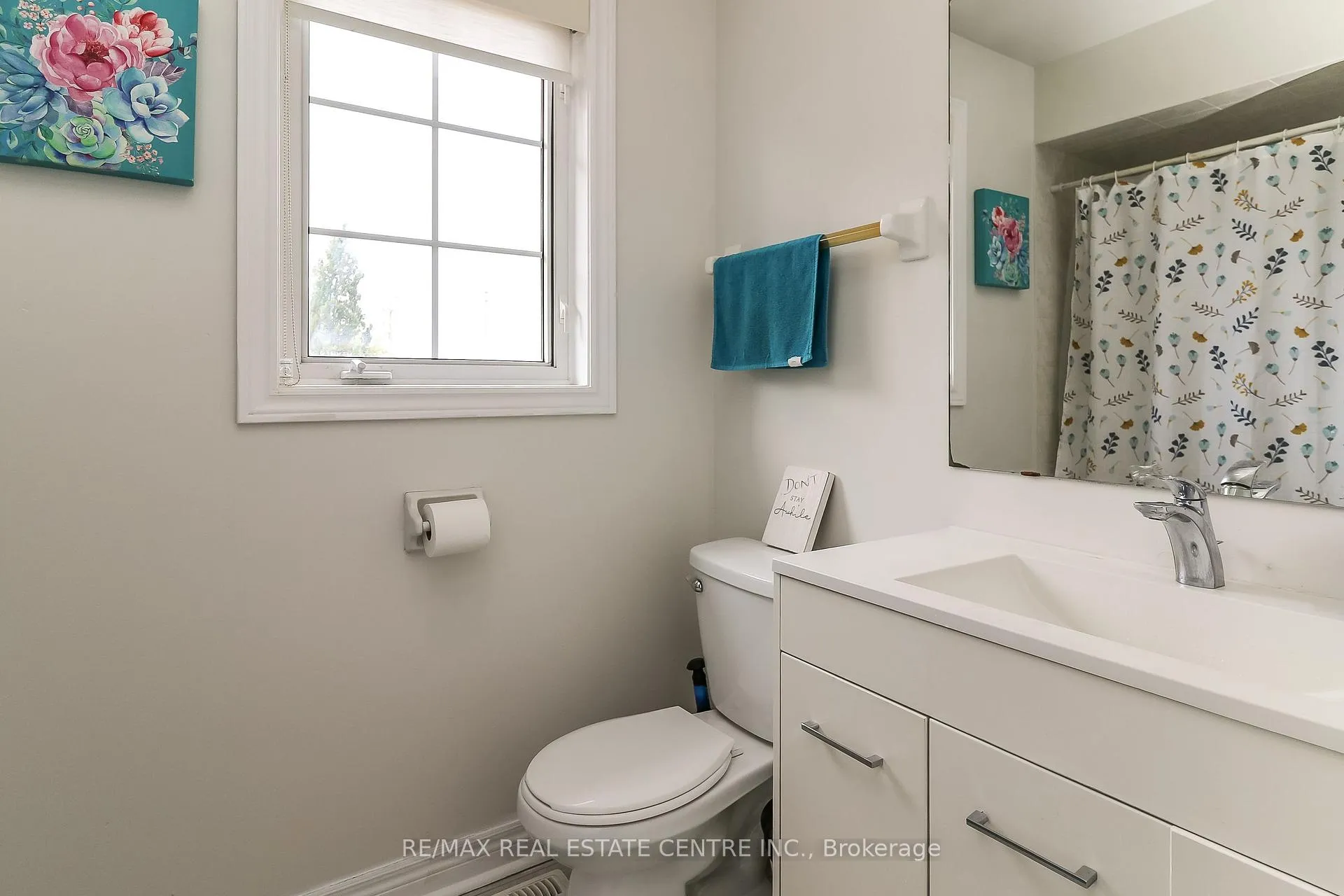 Photo 32 of 1 Sandringham Drive, Barrie, Innis-Shore — HOMEH