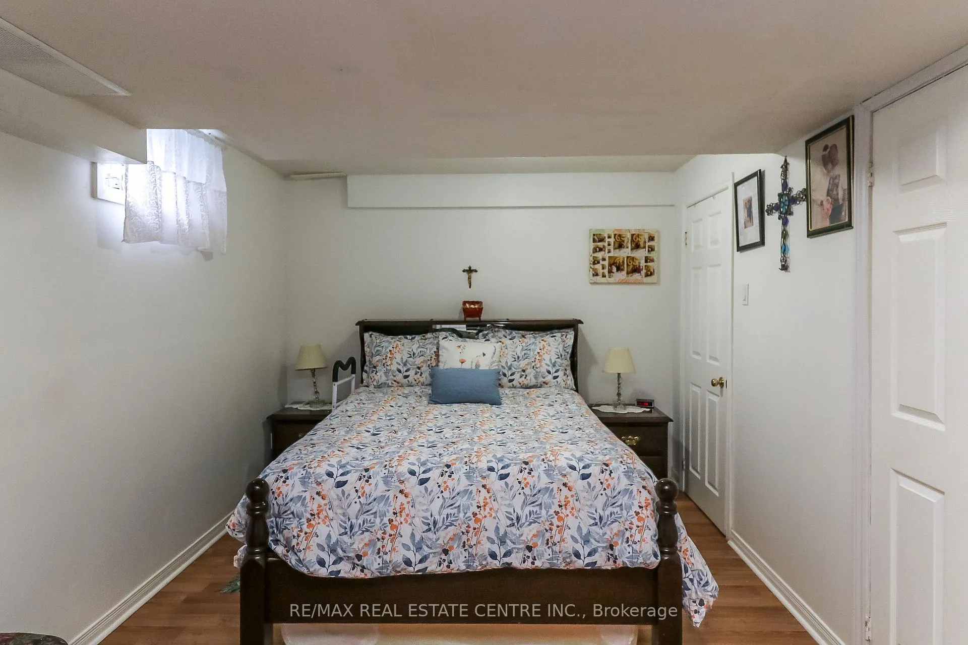 Photo 41 of 1 Sandringham Drive, Barrie, Innis-Shore — HOMEH